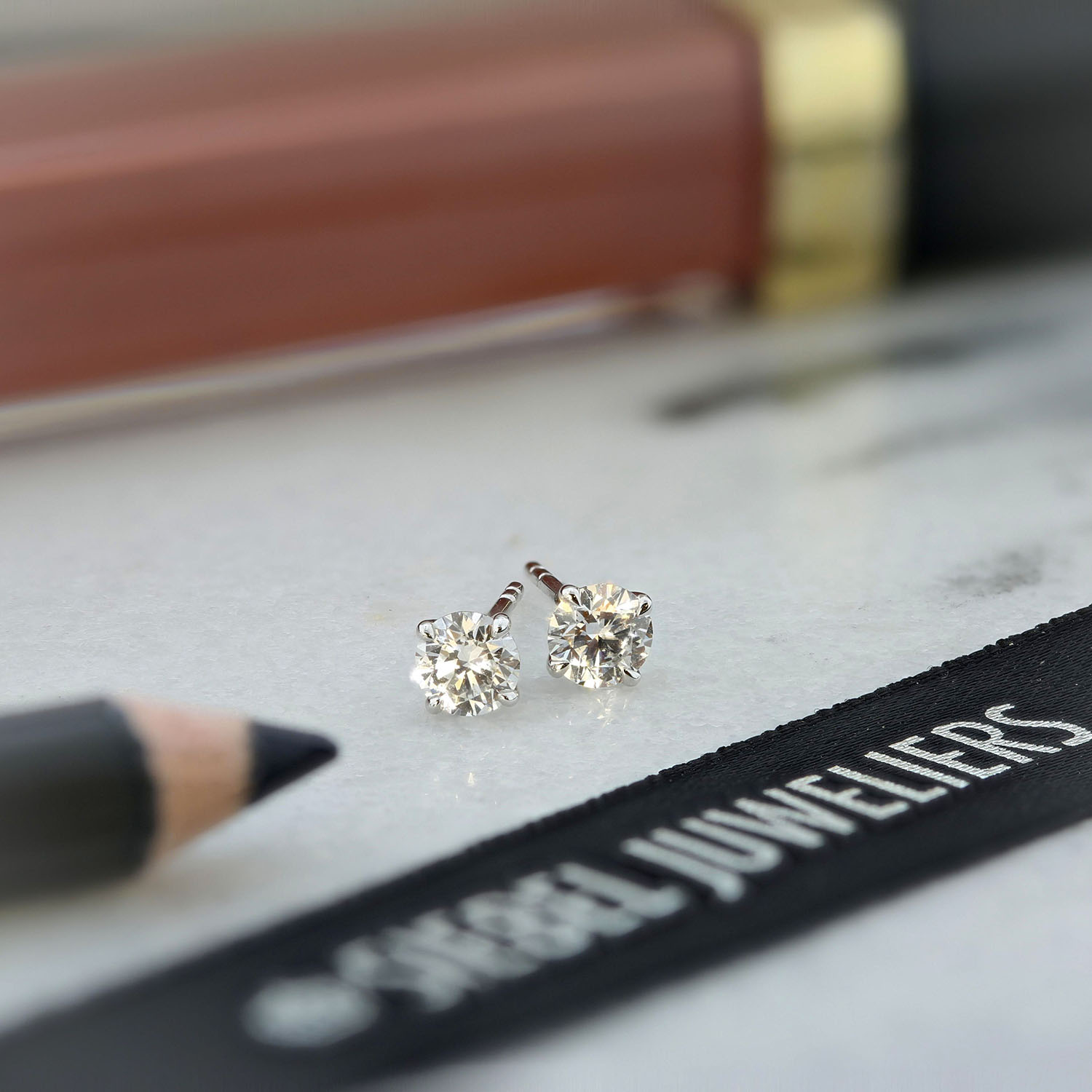 Lab grown diamanten oorknoppen E159-E23MK0002E-LG-035-W