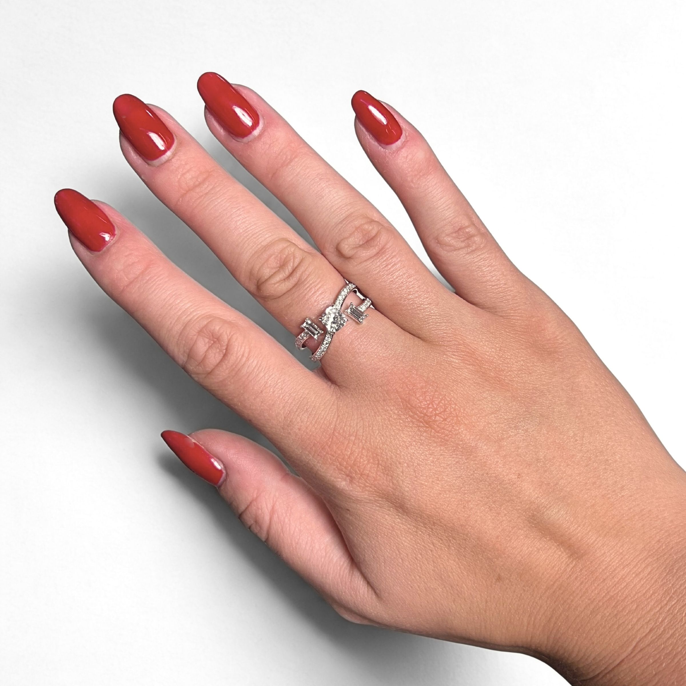 Witgouden ring met cushion & baguette geslepen lab grown diamanten R480-MLN-0567-FLG-W