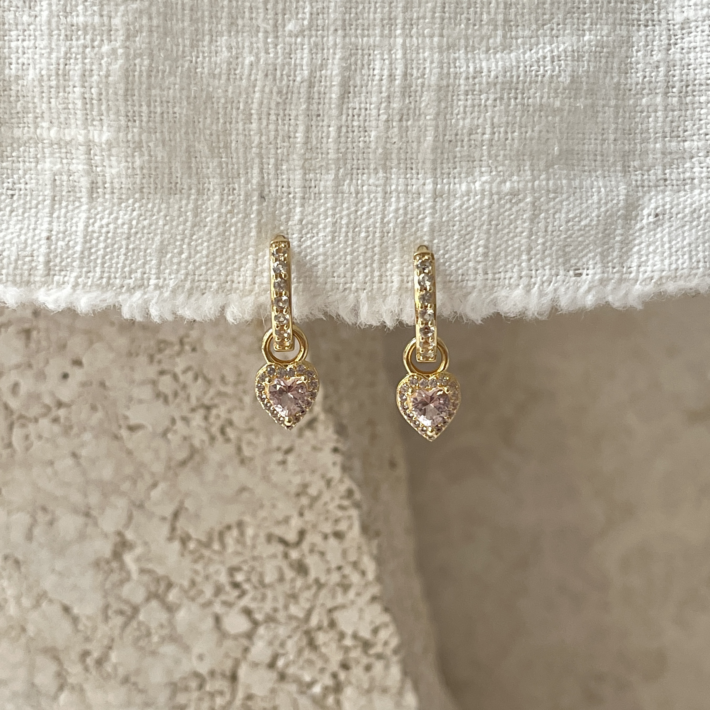 Oorringen van gold plated  met zirkonia en hanger 42461Y
