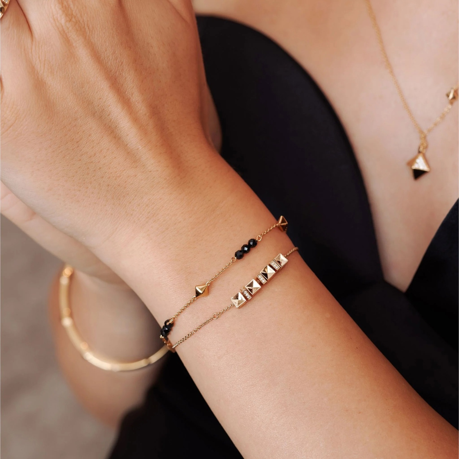 Armband Bella Pyramids Black Spinel - FJF0050036YSP