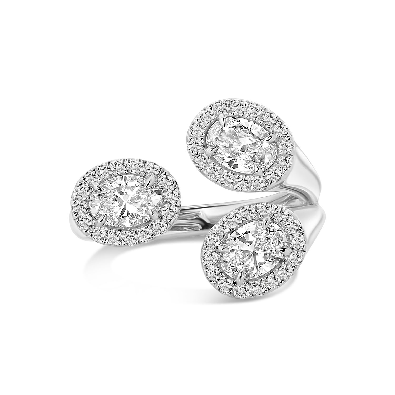 Witgouden Ring met Drie Ovaalgeslepen Lab Grown Diamanten – R480-MLN-0526-FLG-W